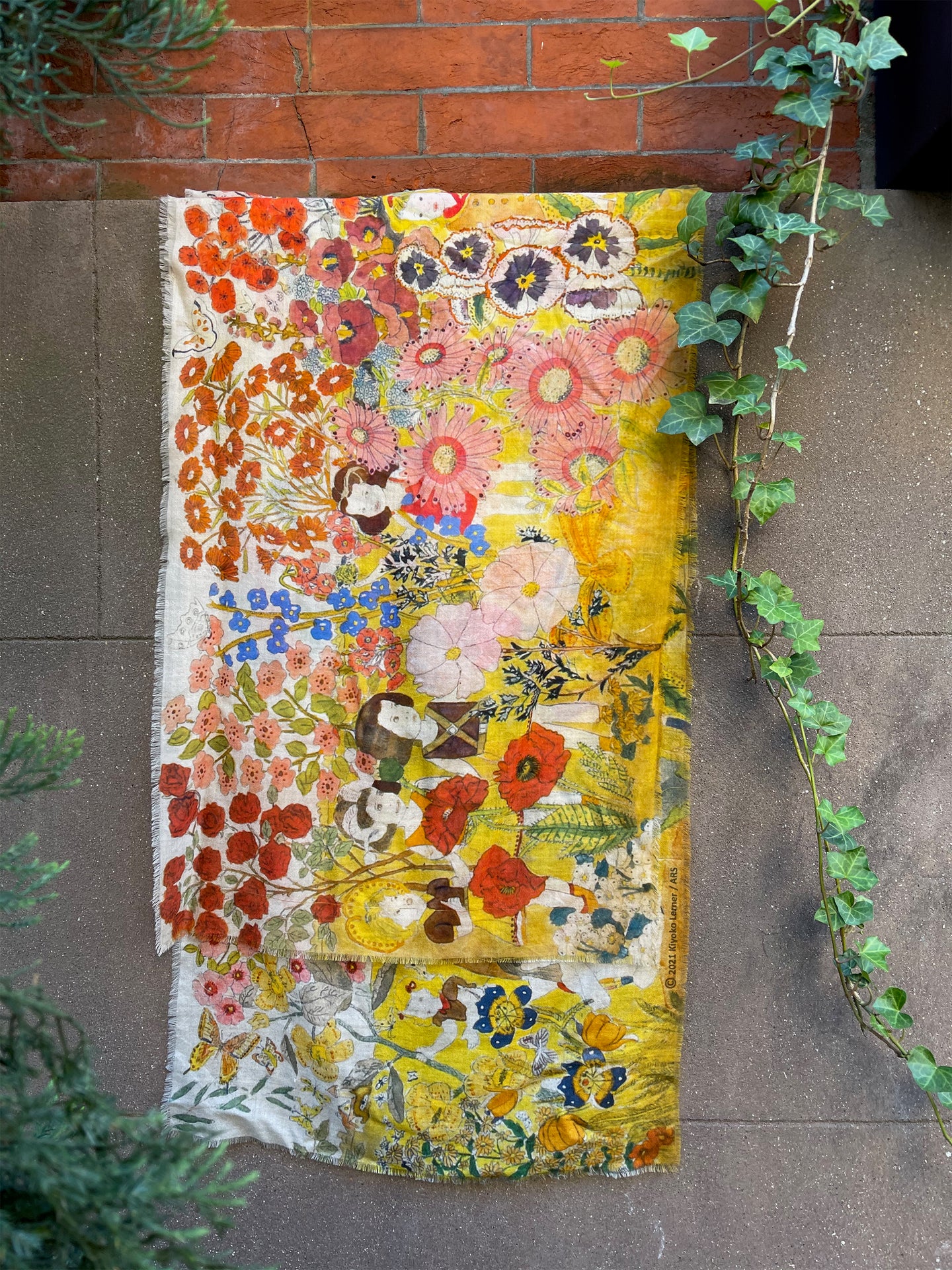 HENRY DARGER Wool Scarf | 20